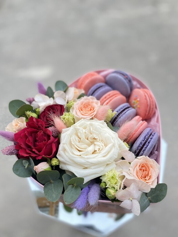 Сладкая коробочка, артикул F1292172 - 4900 рублей, доставка по городу. Flawery - доставка цветов