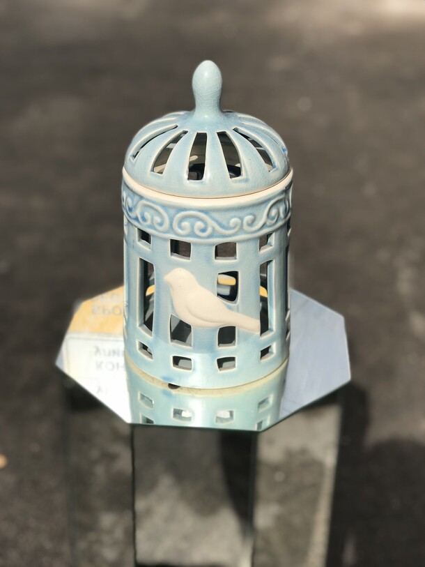 Подсвечник «птичка», артикул F1306906 - 5000 рублей, доставка по городу. Flawery - доставка цветов