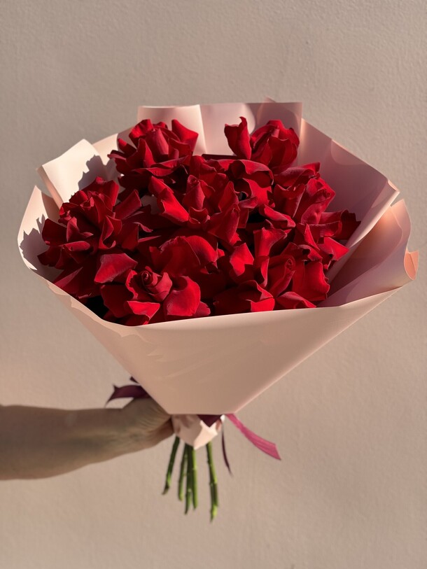 Букет «французские розы», артикул F1315366 - 5900 рублей, доставка по городу. Flawery - доставка цветов