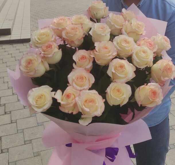 Велюр, артикул F1065378 - 8346 рублей, доставка по городу. Flawery - доставка цветов