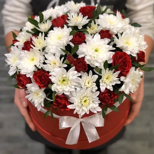 Корт, артикул F1067916 - 6589 рублей, доставка по городу. Flawery - доставка цветов