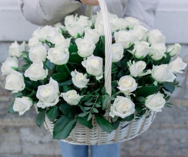 Белла, артикул F1069047 - 12680 рублей, доставка по городу. Flawery - доставка цветов