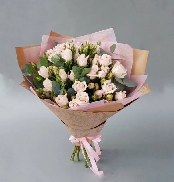 Клерк, артикул F1072992 - 8346 рублей, доставка по городу. Flawery - доставка цветов