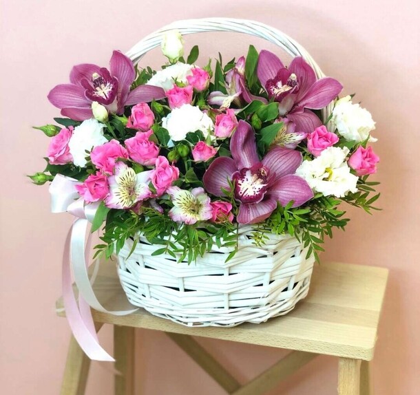 Римские каникулы, артикул F1082732 - 9224 рублей, доставка по городу. Flawery - доставка цветов