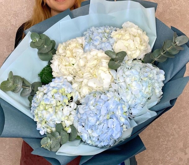 Бродвей, артикул F1085298 - 9956 рублей, доставка по городу. Flawery - доставка цветов