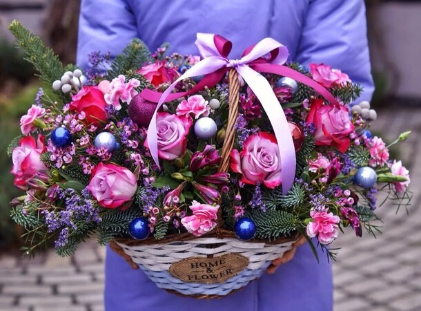 Яркие краски, артикул F1088953 - 18448 рублей, доставка по городу. Flawery - доставка цветов