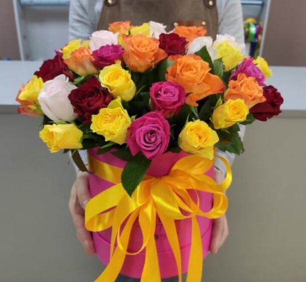 Яркое солнце, артикул F1156554 - 8346 рублей, доставка по городу. Flawery - доставка цветов