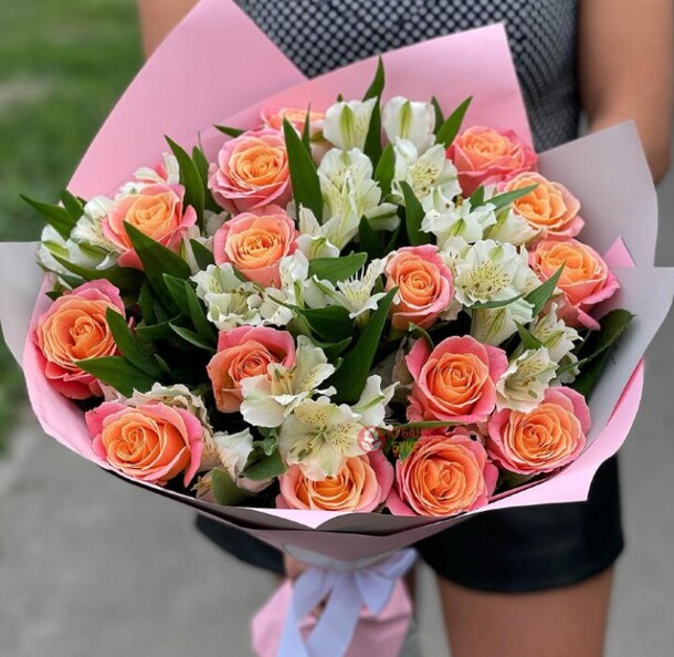 Яркая весна, артикул F1206710 - 8756 рублей, доставка по городу. Flawery - доставка цветов