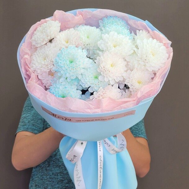 Букет из хризантем "зефирчик", артикул F1287742 - 4530 рублей, доставка по городу. Flawery - доставка цветов