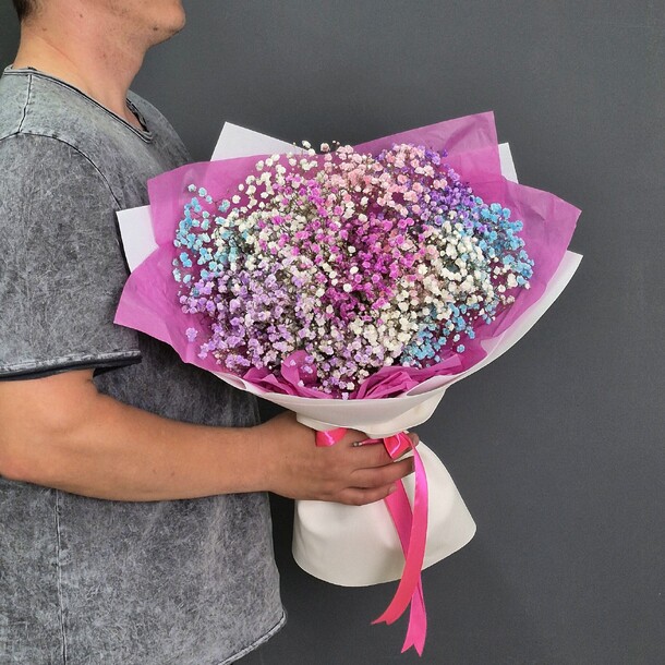 Букет из гипсофилы "волшебство красок", артикул F1446733 - 52800 рублей, доставка по городу. Flawery - доставка цветов