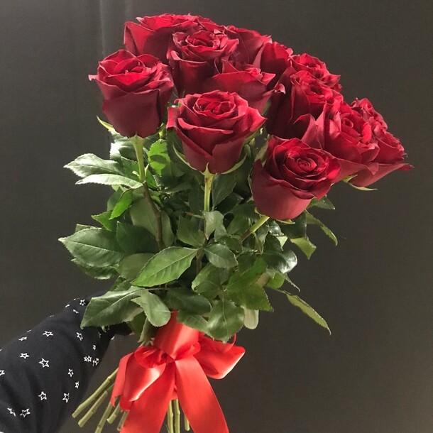 Букет ароматных роз, артикул F1335447 - 6700 рублей, доставка по городу. Flawery - доставка цветов