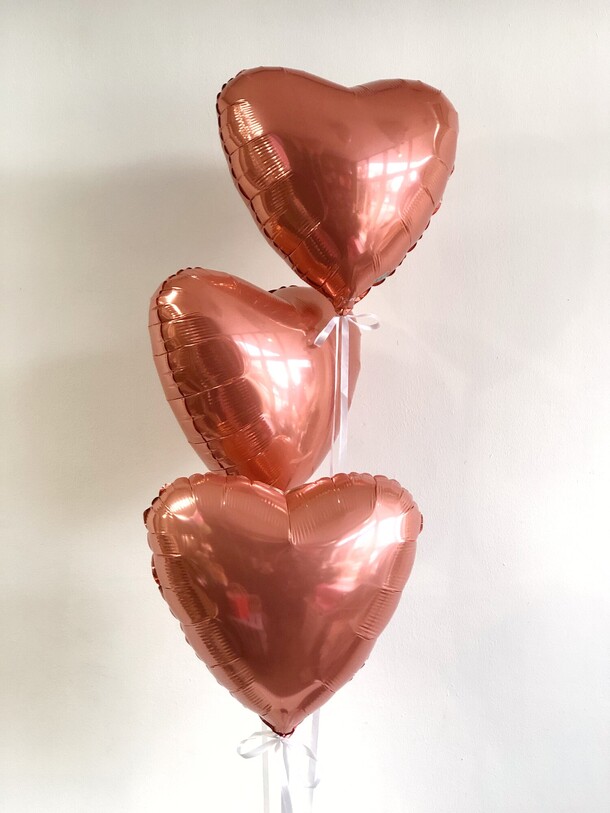 Набор коралловых шаров сердец, артикул F1178300 - 1680 рублей, доставка по городу. Flawery - доставка цветов