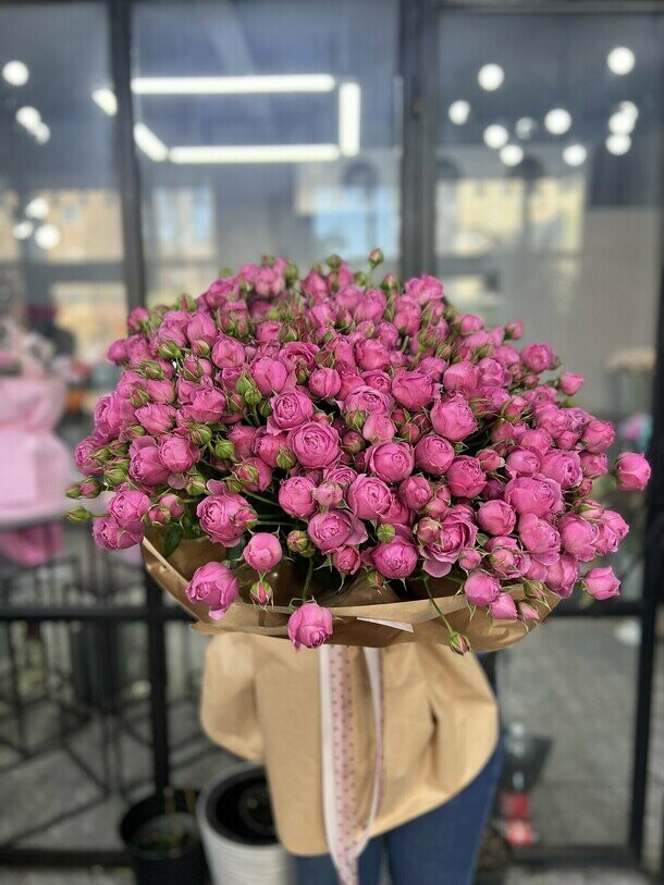 Огромный букет пион роза мисти баблз, артикул F1317539 - 23500 рублей, доставка по городу. Flawery - доставка цветов