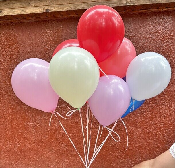 7 воздушных шаров микс, артикул F1410571 - 1549 рублей, доставка по городу. Flawery - доставка цветов