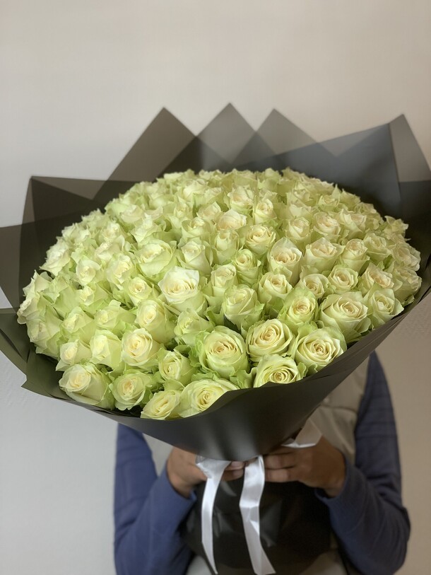 Букет what vip, артикул F1221633 - 32210 рублей, доставка по городу. Flawery - доставка цветов