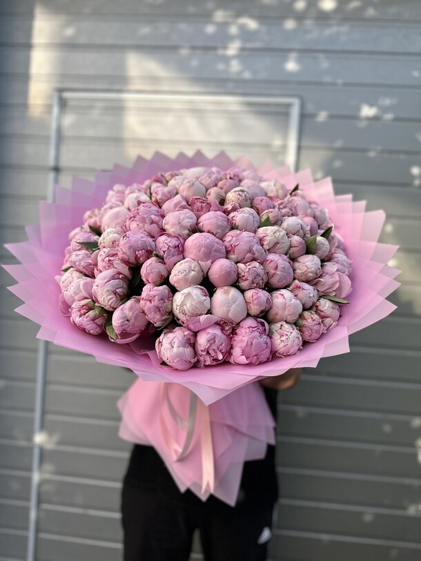 101 пион 😍😍, артикул F1287628 - 219615 рублей, доставка по городу. Flawery - доставка цветов