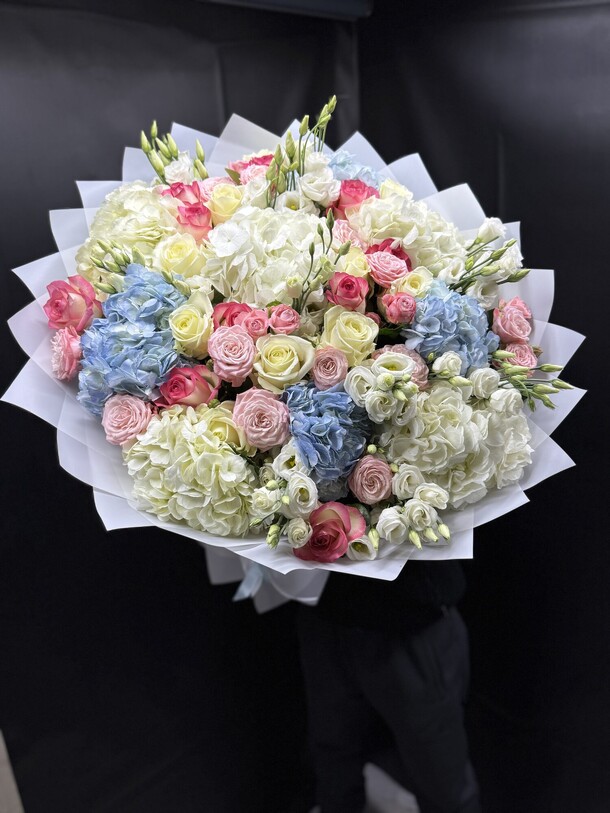 Богатый подход 😍, артикул F1361161 - 42459 рублей, доставка по городу. Flawery - доставка цветов