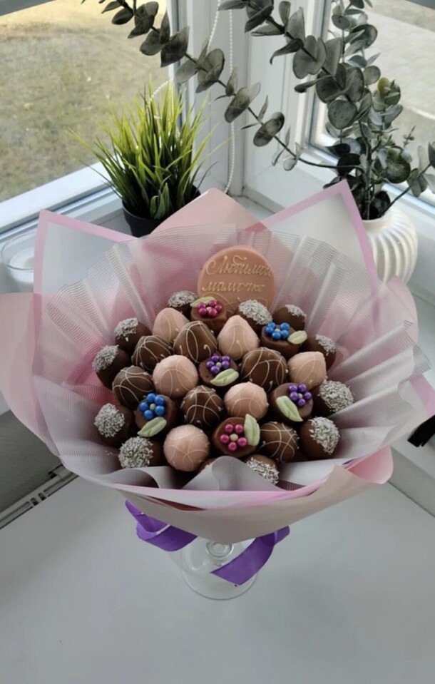 Съедобные букеты, фрукты в шоколаде, артикул F1178798 - 5000 рублей, доставка по городу. Flawery - доставка цветов