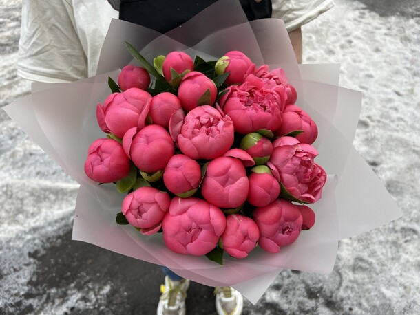 21 корал, артикул F1266519 - 23900 рублей, доставка по городу. Flawery - доставка цветов