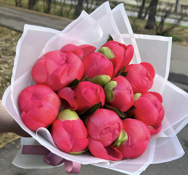 11 кораллов, артикул F1269891 - 13900 рублей, доставка по городу. Flawery - доставка цветов