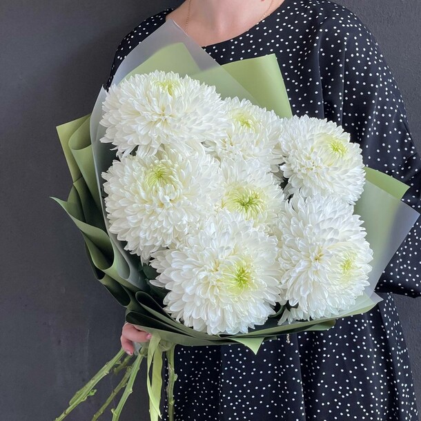 Букет из хризантема магнум, артикул F1343169 - 5940 рублей, доставка по городу. Flawery - доставка цветов