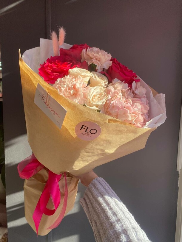 Сборный букет «яркое впечатление», артикул F1325241 - 4100 рублей, доставка по городу. Flawery - доставка цветов