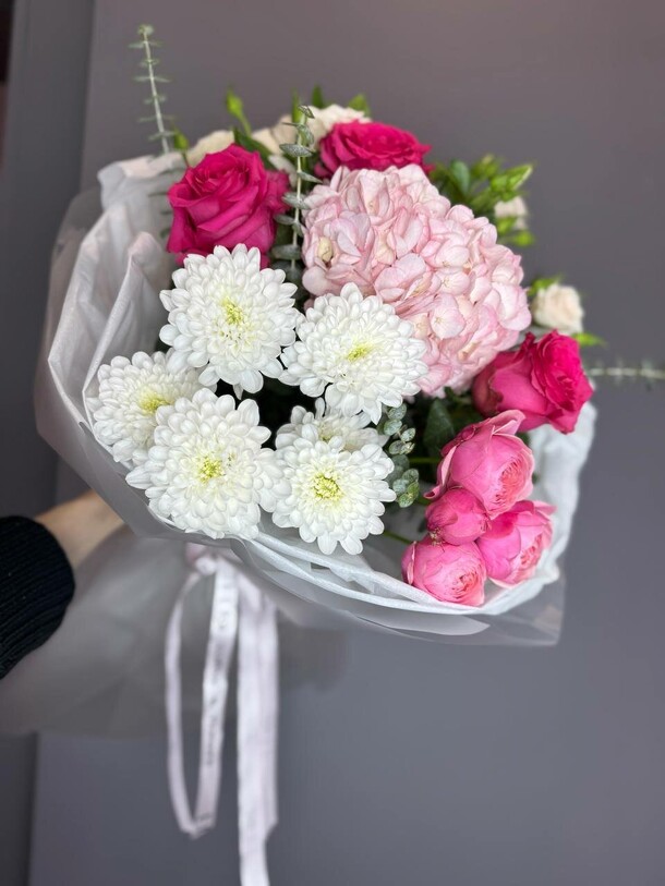 Букет “таинственное очарование», артикул F1330654 - 4050 рублей, доставка по городу. Flawery - доставка цветов