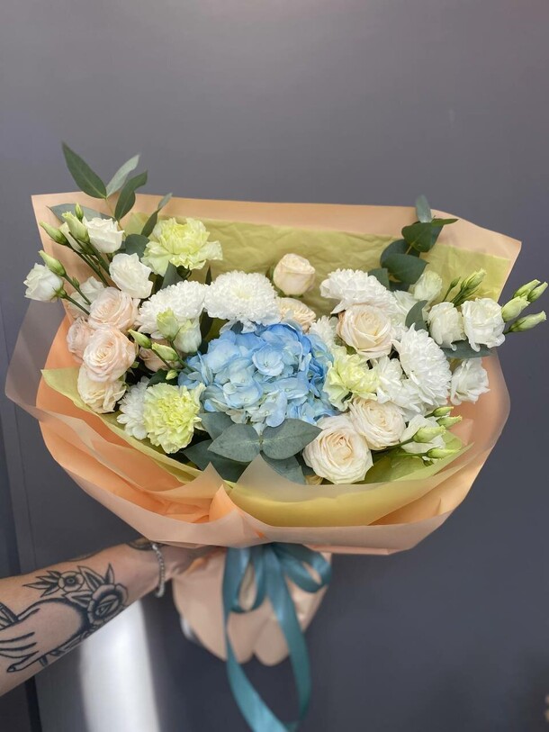 Букет «путешествие в мечты, артикул F1350367 - 4530 рублей, доставка по городу. Flawery - доставка цветов