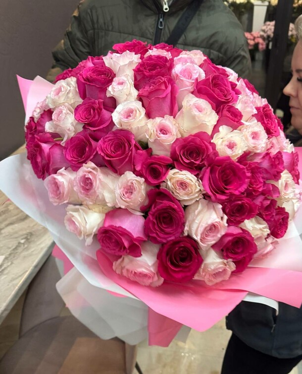 101 одноголовая роза, артикул F1356987 - 25590 рублей, доставка по городу. Flawery - доставка цветов