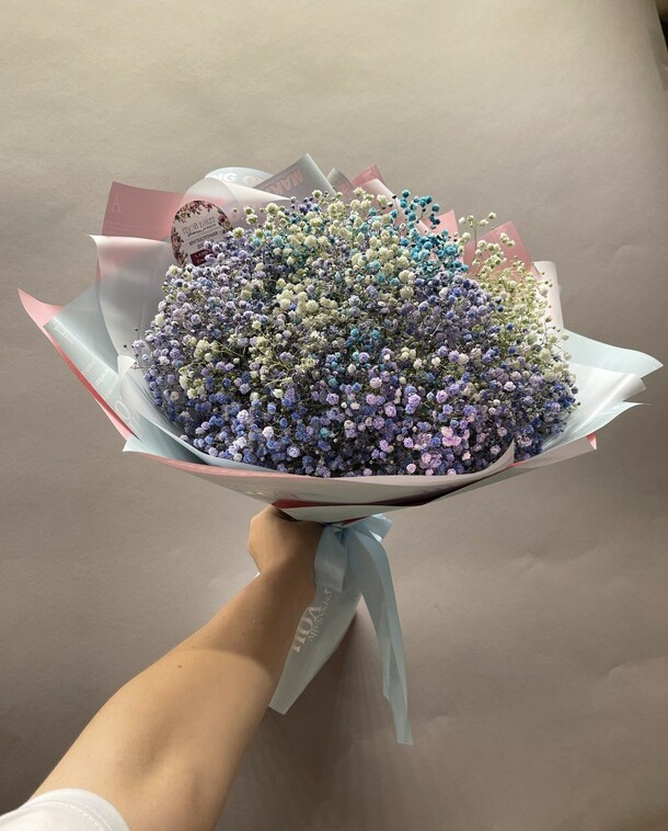 Радужная гипсофила, артикул F1304767 - 3290 рублей, доставка по городу. Flawery - доставка цветов