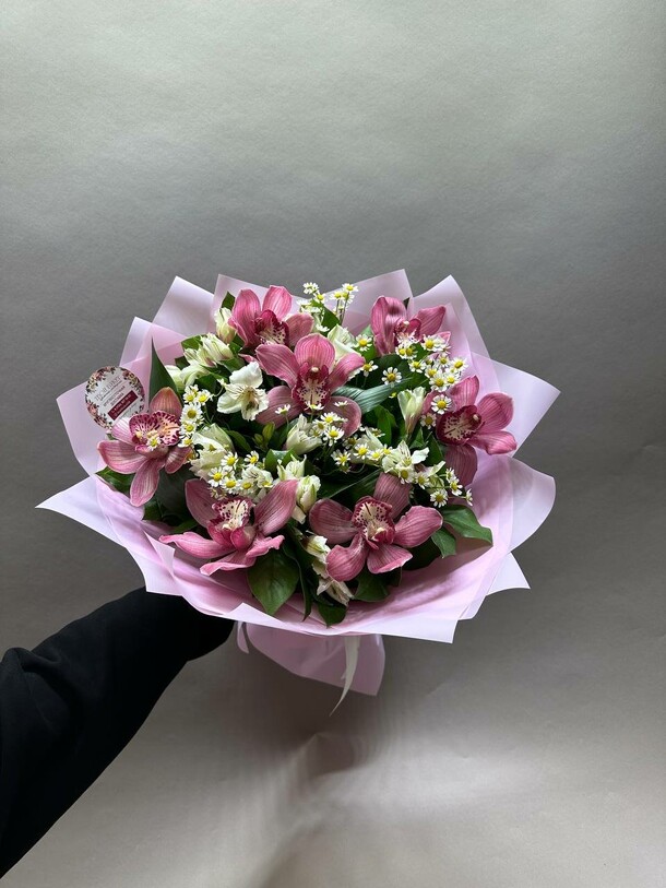 Розовая экзотика, артикул F1345550 - 7190 рублей, доставка по городу. Flawery - доставка цветов