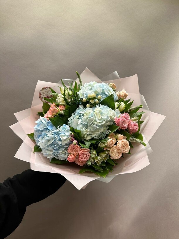 Весенние джунгли, артикул F1345559 - 9390 рублей, доставка по городу. Flawery - доставка цветов