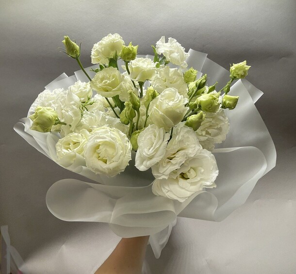 Нежная эустома, артикул F1345569 - 6590 рублей, доставка по городу. Flawery - доставка цветов