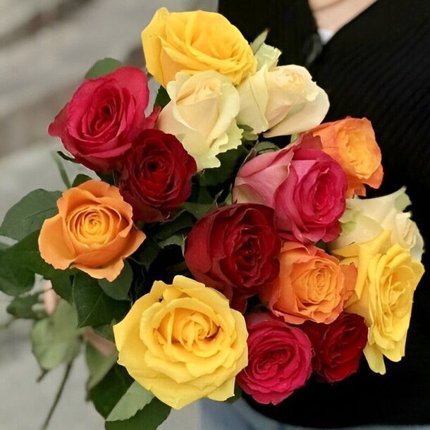 Букет из 15 роз микс кения, артикул F1522069 - 1950 рублей, доставка по городу. Flawery - доставка цветов