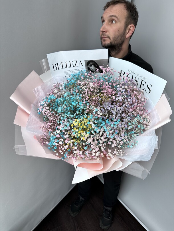 Пушистый стойкий букет «радуга», артикул F1491708 - 5720 рублей, доставка по городу. Flawery - доставка цветов