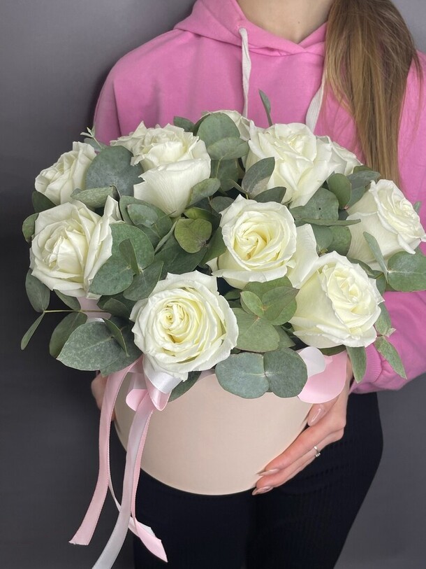 Белоснежка, артикул F1367419 - 5994 рублей, доставка по городу. Flawery - доставка цветов