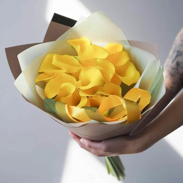 Калла желтый, артикул F1151595 - 45990 рублей, доставка по городу. Flawery - доставка цветов