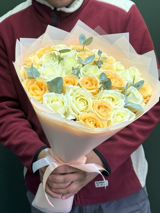 Яркие эмоции, артикул F1223560 - 12860 рублей, доставка по городу. Flawery - доставка цветов