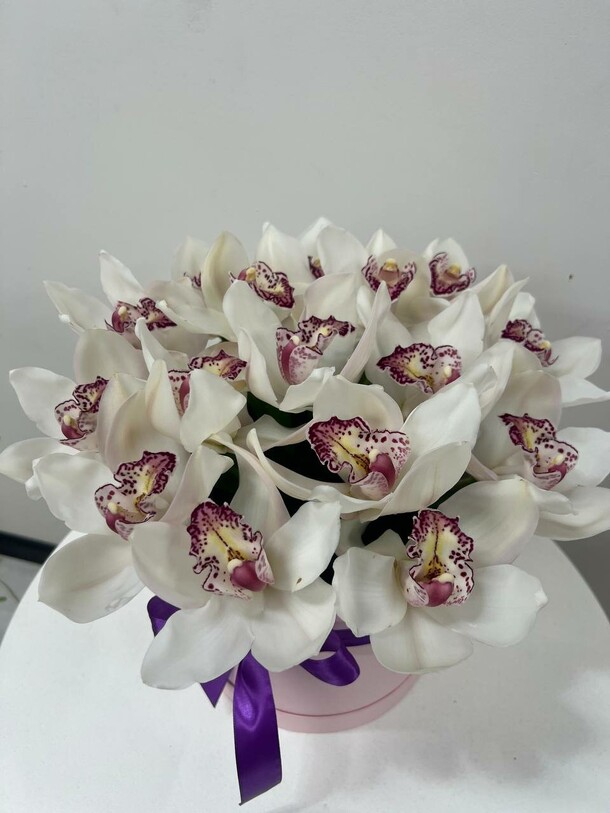 Красота, артикул F1359649 - 24652 рублей, доставка по городу. Flawery - доставка цветов