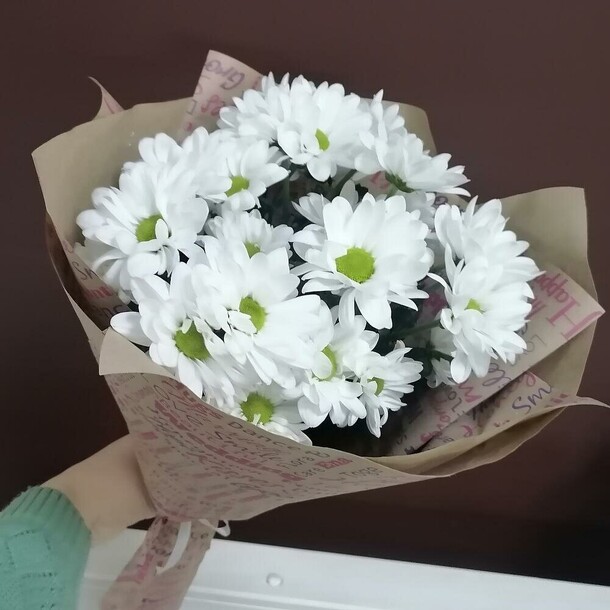 Букет из хризантем, артикул F1183030 - 1595 рублей, доставка по городу. Flawery - доставка цветов