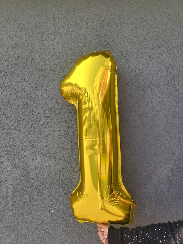 Фольгированные цифры, артикул F1192003 - 900 рублей, доставка по городу. Flawery - доставка цветов