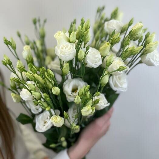 Букет из белой эустомы, артикул F1493232 - 2849 рублей, доставка по городу. Flawery - доставка цветов