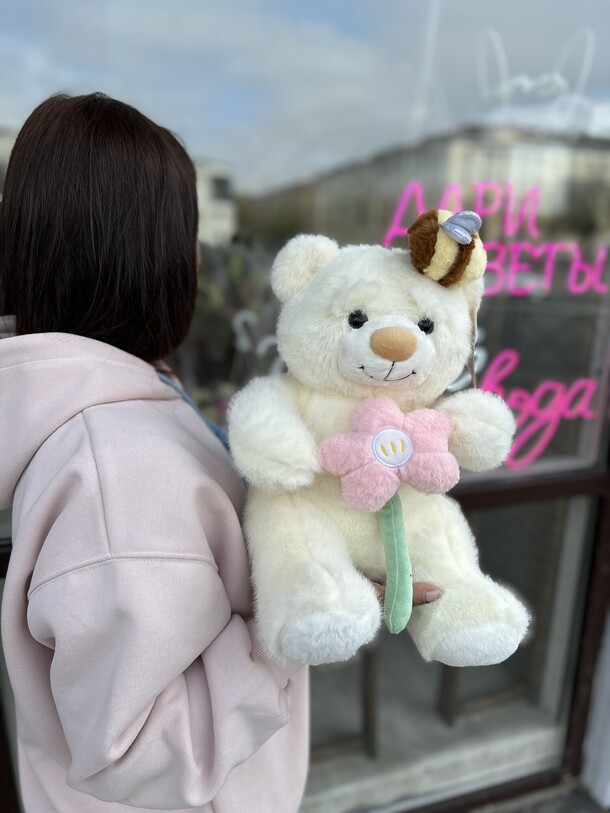 Милый плюшевый мишка 😍, артикул F1250595 - 2300 рублей, доставка по городу. Flawery - доставка цветов