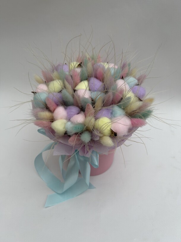 «галаксия» сухоцветы в коробке, артикул F1355522 - 2350 рублей, доставка по городу. Flawery - доставка цветов