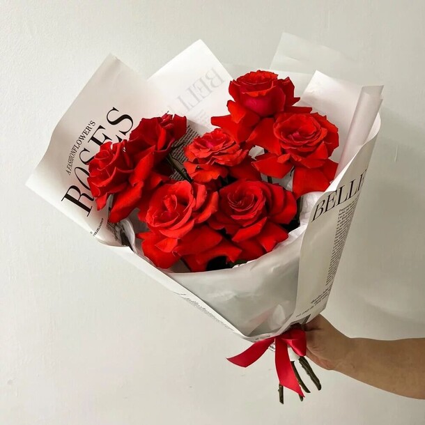 Букет из 7 французских роз, артикул F1185672 - 6190 рублей, доставка по городу. Flawery - доставка цветов