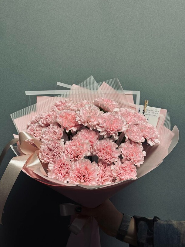 Розовые диантусы (гвоздика)15, артикул F1335984 - 4639 рублей, доставка по городу. Flawery - доставка цветов