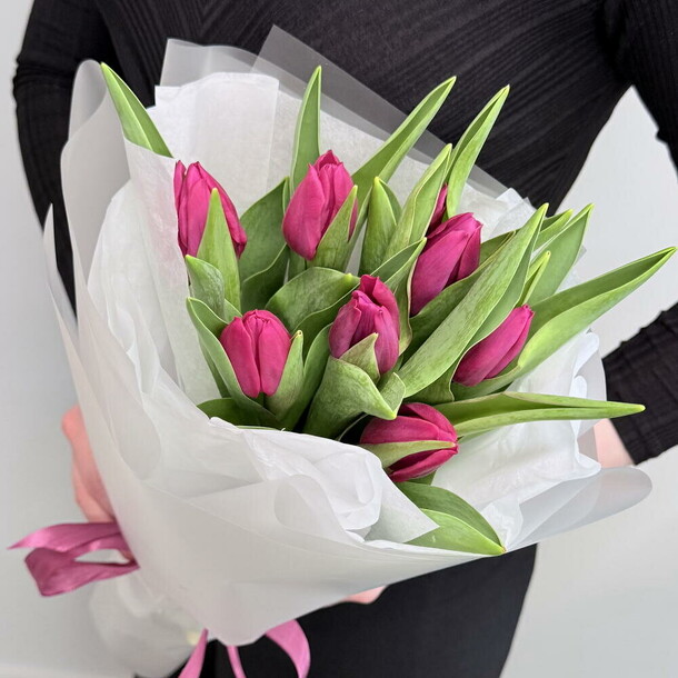 Осенняя весна: 7 тюльпанов, артикул F1485552 - 2369 рублей, доставка по городу. Flawery - доставка цветов