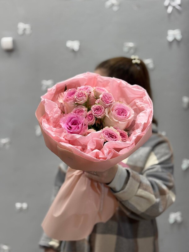 Букет на 8 марта s, артикул F1489964 - 3780 рублей, доставка по городу. Flawery - доставка цветов