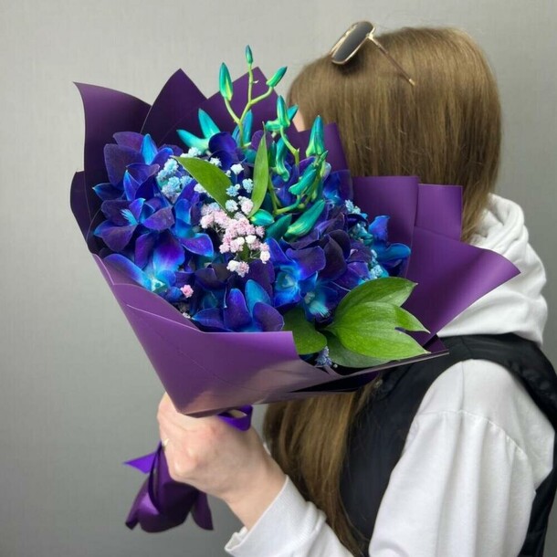 Космический букет орхидея (дендробиум), артикул F1364961 - 3500 рублей, доставка по городу. Flawery - доставка цветов