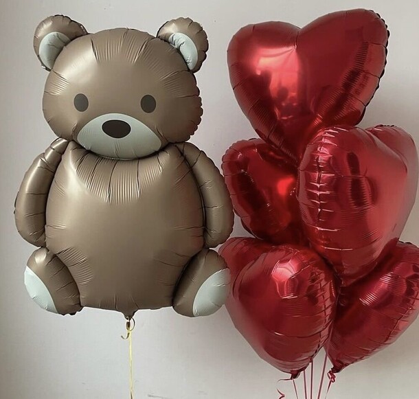 Воздушные шары мишка и сердца, артикул F1431655 - 4000 рублей, доставка по городу. Flawery - доставка цветов
